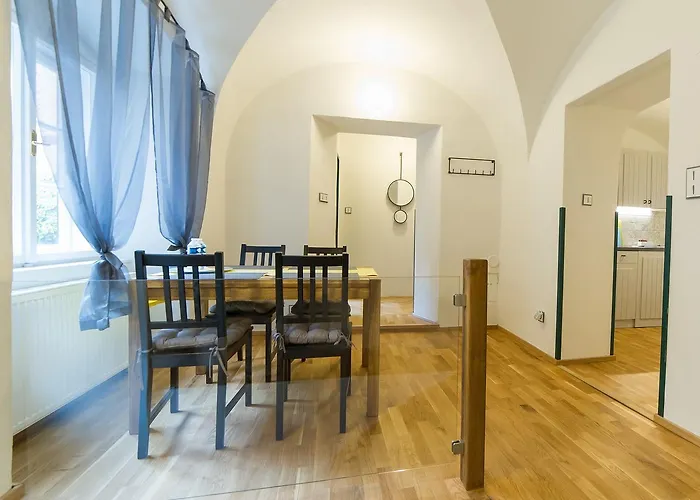 Babylon Apartmany