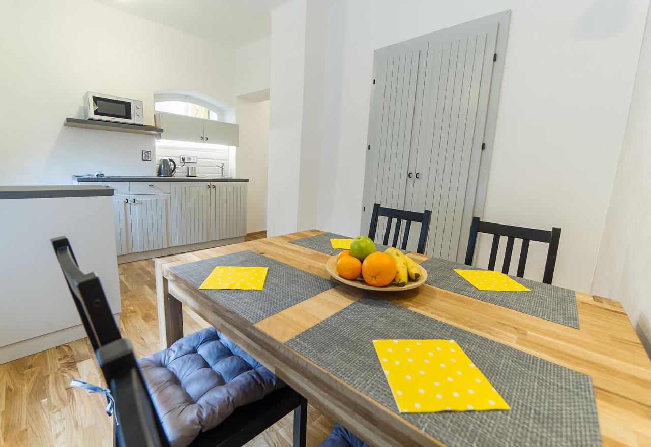 Apartment Babylon *