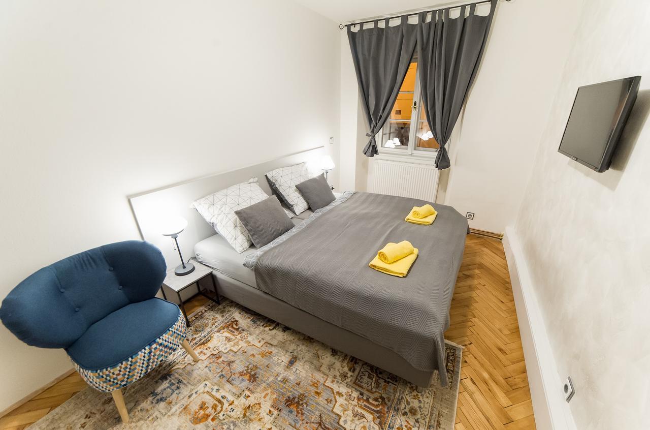 Apartment Babylon