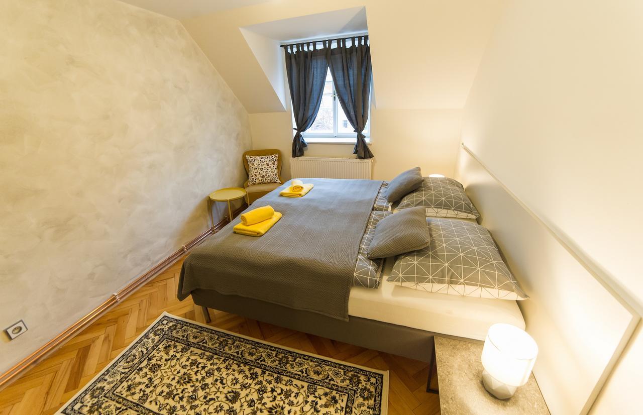 Babylon Apartment